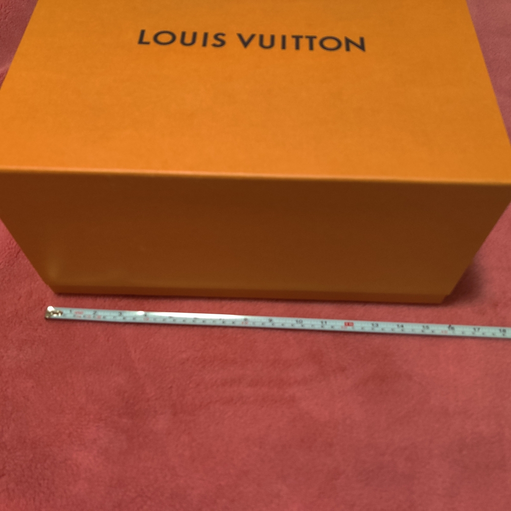 Louis Vuitton Orange Box - Picture 4 of 16